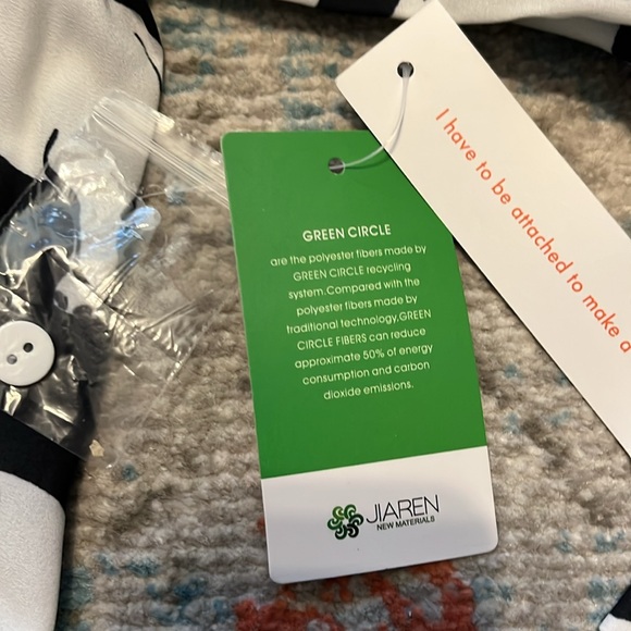 NWT Elephant Day Parade Shift Dress - Picture 12 of 16